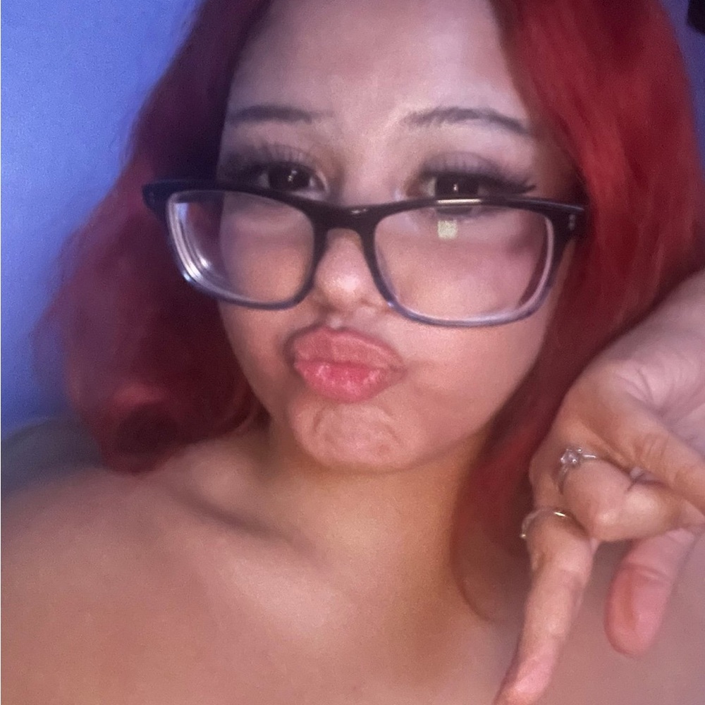 Red human wig - Picture 4 of 6